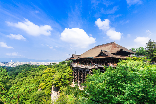 青空の清水寺