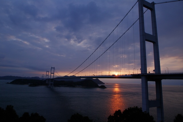 夕暮れの瀬戸大橋